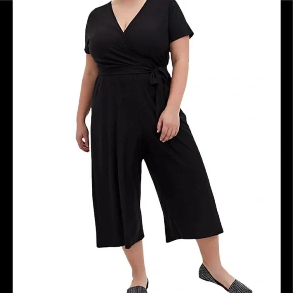 NWT Torrid Black Knit  Wide Leg Jumpsuit w/Keyhole Button Back